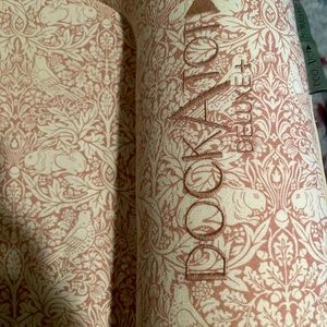 Dockatot deluxe Brer Rabbit rose color print